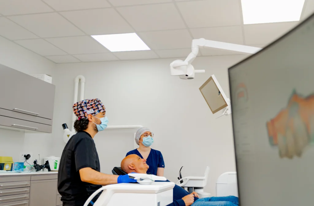consultation dentiste roen kystes Kystes dentaires et lésions péri-apicales Dr Mehdi HALLOUL, chirurgien-dentiste à Rouen